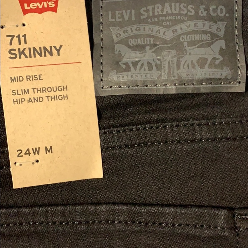 Levi’s 711 Skinny Ladies Plus Jeans - Picture 6 of 14